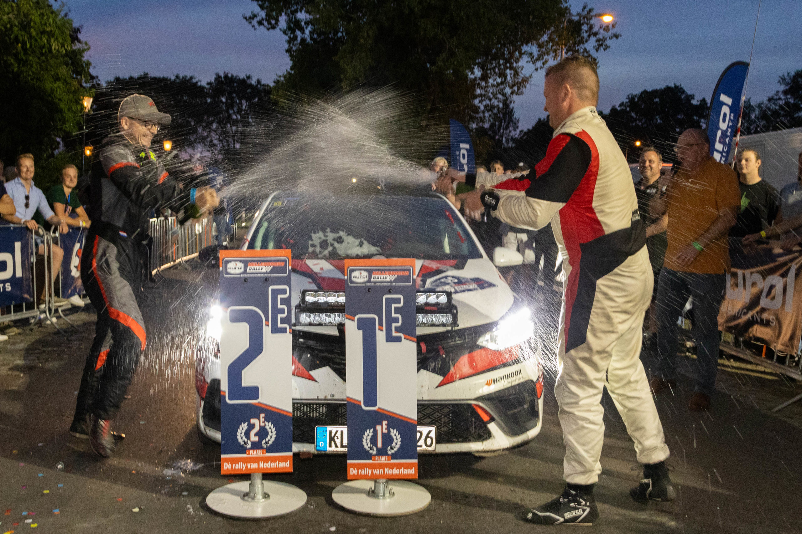 Ingelbeen Rally Ippen wint in Hellendoorn, Overbeek kampioen in Clio Rally Trophy ...