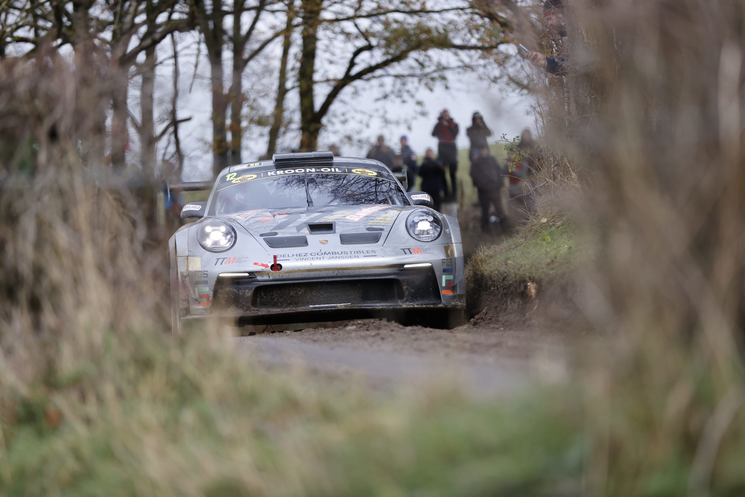 EMO Sport terug op rallywegen met twee Porsche 992 Rally GT's ...