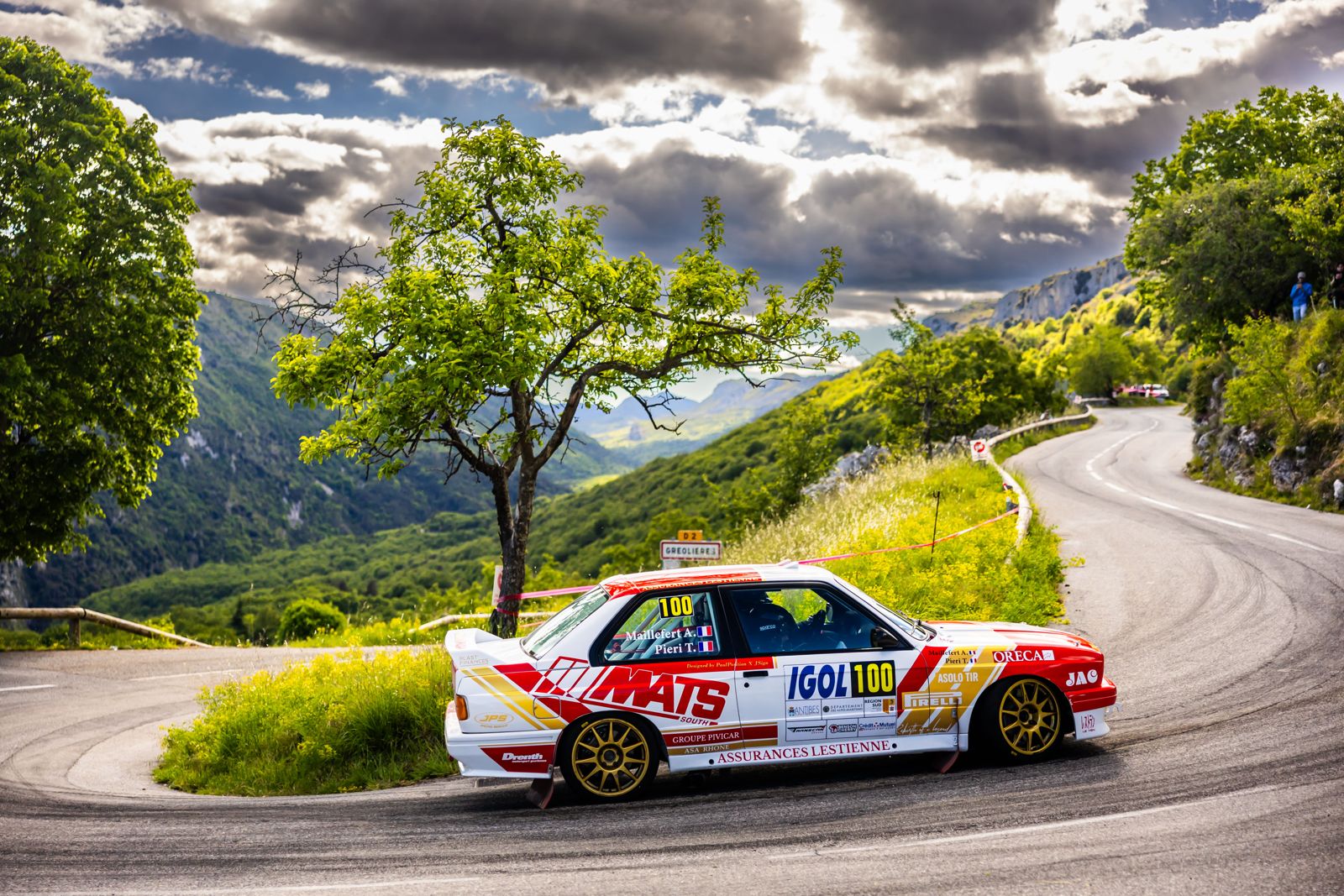 NED Historic Rally: Tom Pieri daagt Antoine Biesheuvel uit in een BMW M3 E30-duel